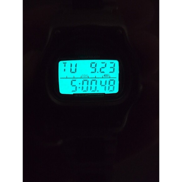 1998 Timex Ironman Triathlon 8 Lap Watch 100M Indiglo Stainless Band New Battery - Picture 11 of 11